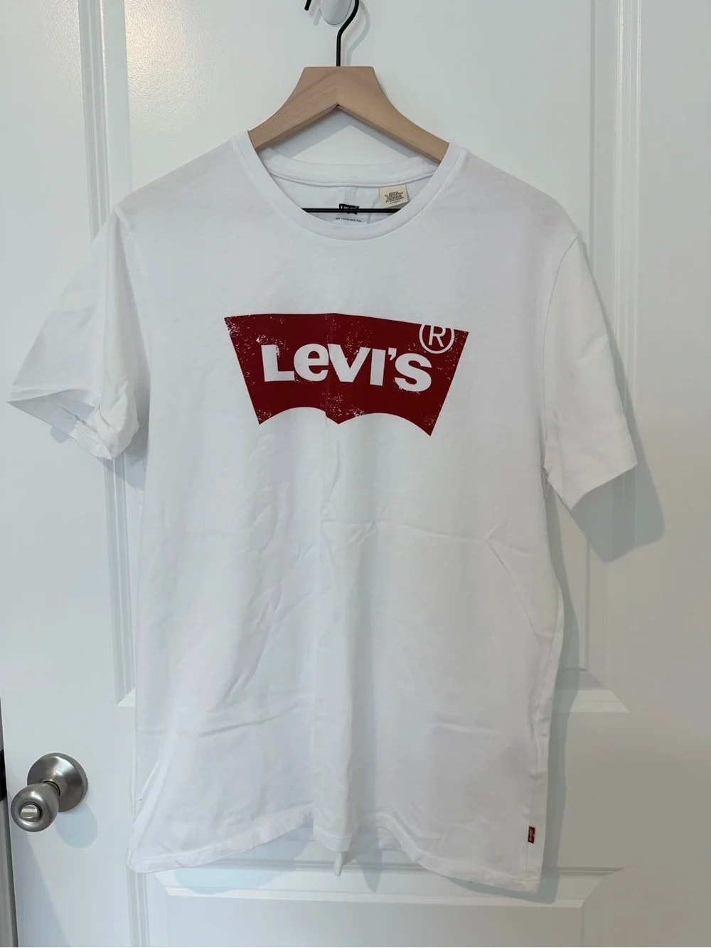 Levi's White Short-Sleeve Tee with Red Logo